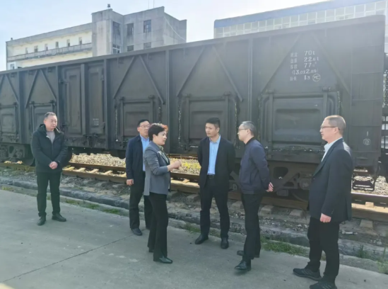 D93DE2D7-123B-4ac5-B731-54CEB3594B19